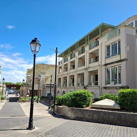 Appartement Avec Piscine, Tennis & Balcon, Centre-Ville Chatelaillon-Plage, 6 Pers, 2 Ch - Fr-1-706-17 מראה חיצוני תמונה