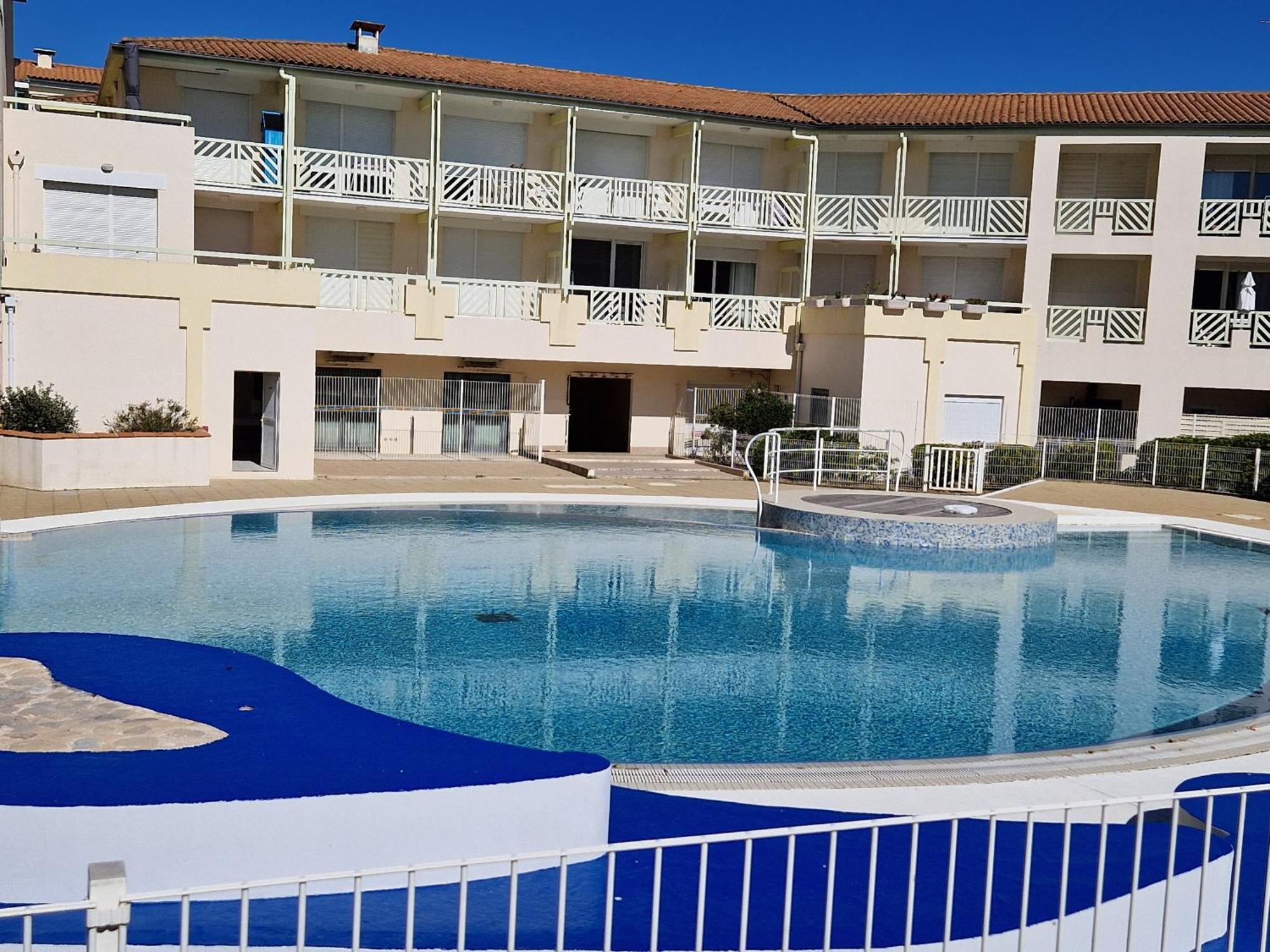 Appartement Avec Piscine, Tennis & Balcon, Centre-Ville Chatelaillon-Plage, 6 Pers, 2 Ch - Fr-1-706-17 מראה חיצוני תמונה